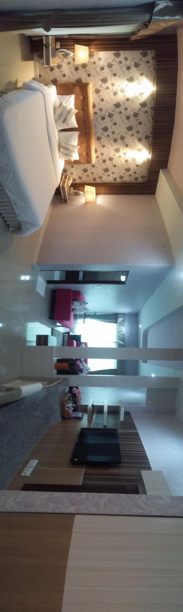 Martina Hotel Surin Exterior foto